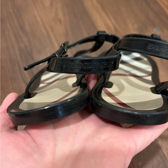 Burberry Black Plaid Jelly Women's Sandals Size 40 - Picture 4 of 14